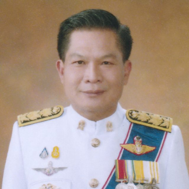 นายอัมพร พินะสา